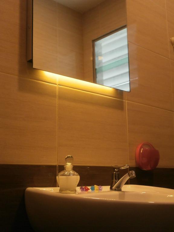 F.M Guesthouse Kampong Darat Tanah Puteh Eksteriør billede